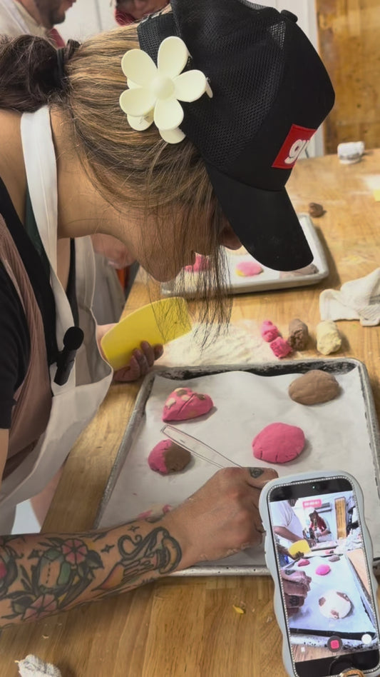 Adult Only Concha Class Thursday 11/12 (6pm - 8pm)